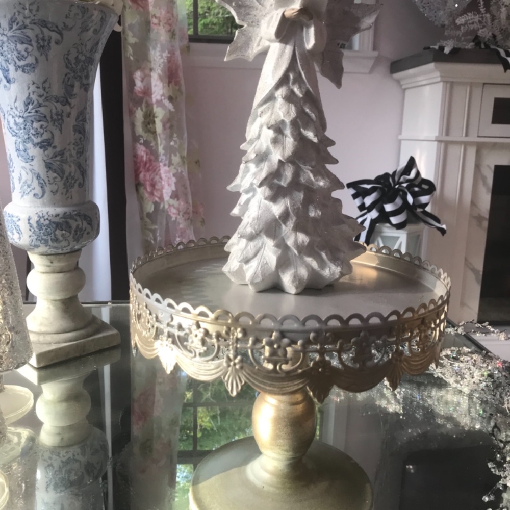 Pedestal - Picture 5 of 5